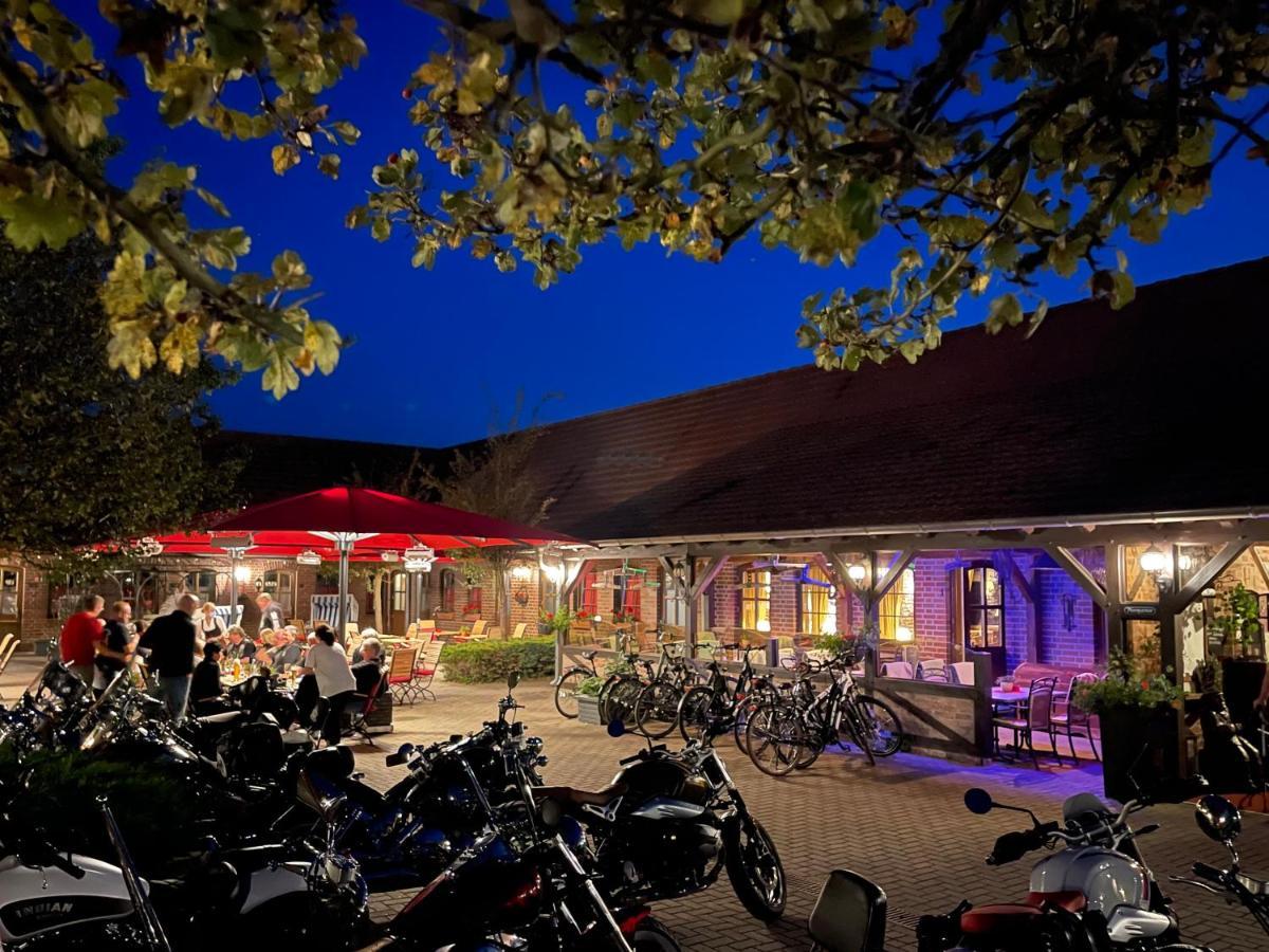 Landhotel Zur Schmiede Göhren-Lebbin Eksteriør bilde