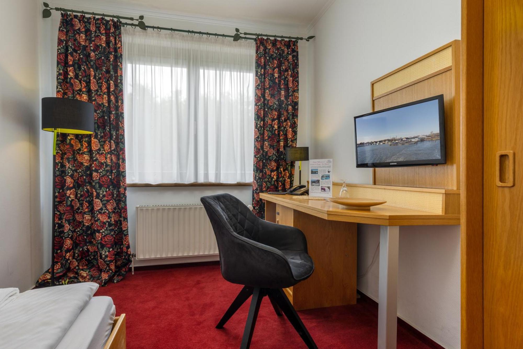 Landhotel Zur Schmiede Göhren-Lebbin Eksteriør bilde