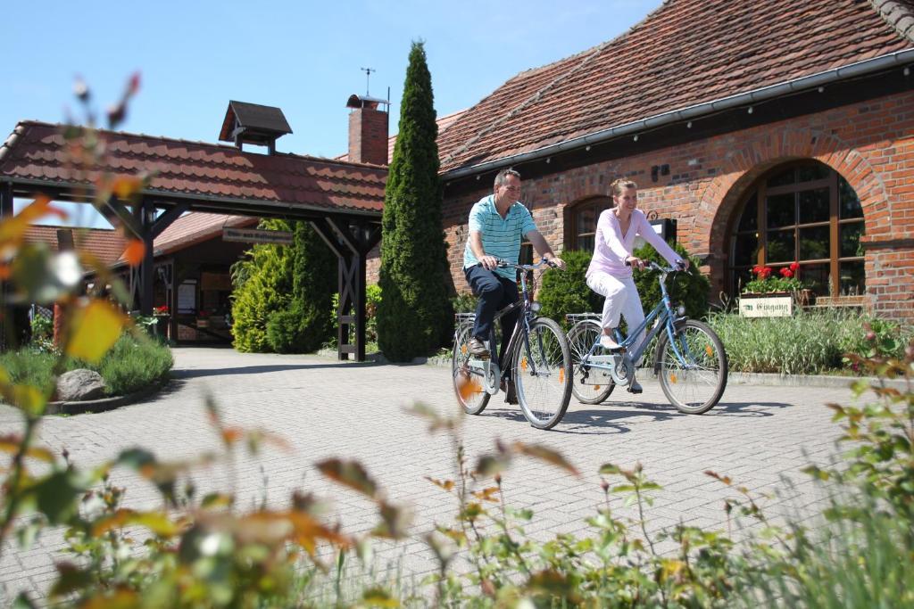 Landhotel Zur Schmiede Göhren-Lebbin Eksteriør bilde